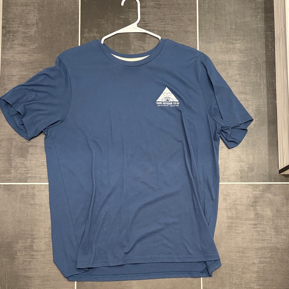 REI Navy Blue Short Sleeve Tee